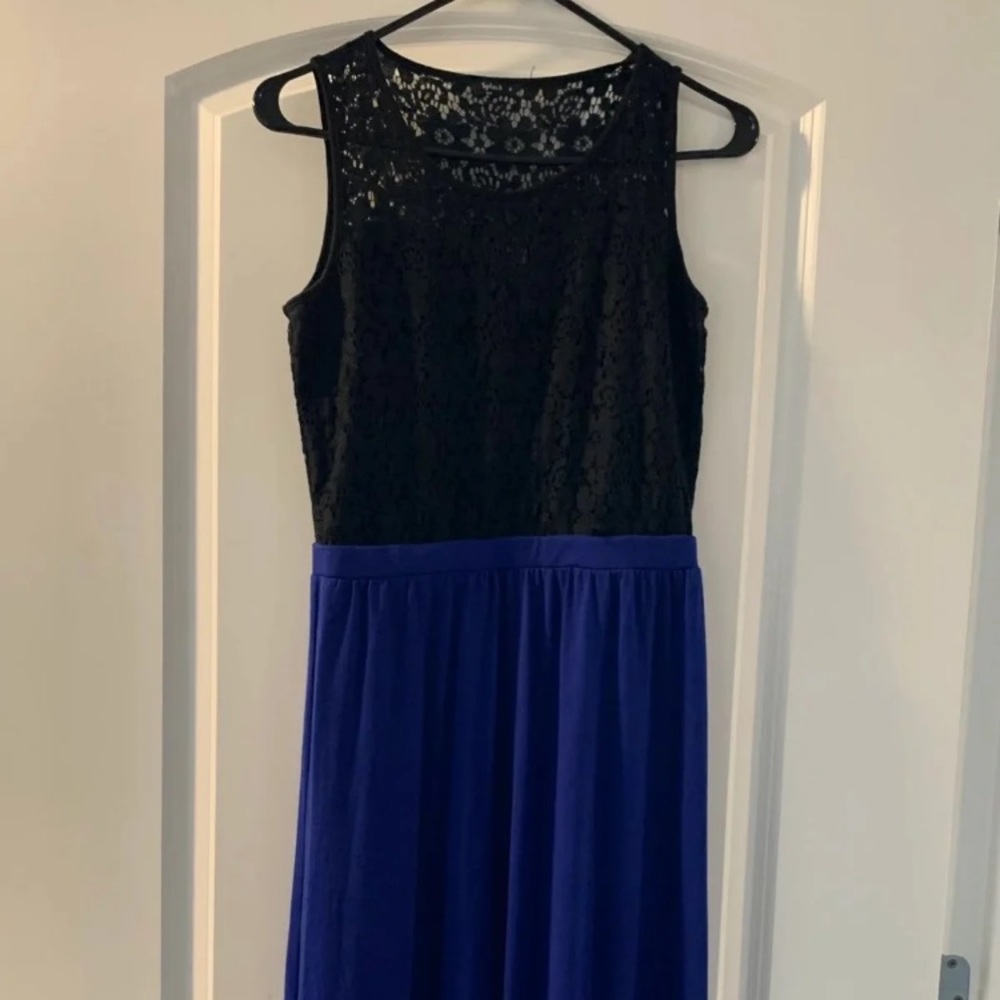 Pretty black and blue maxi dress